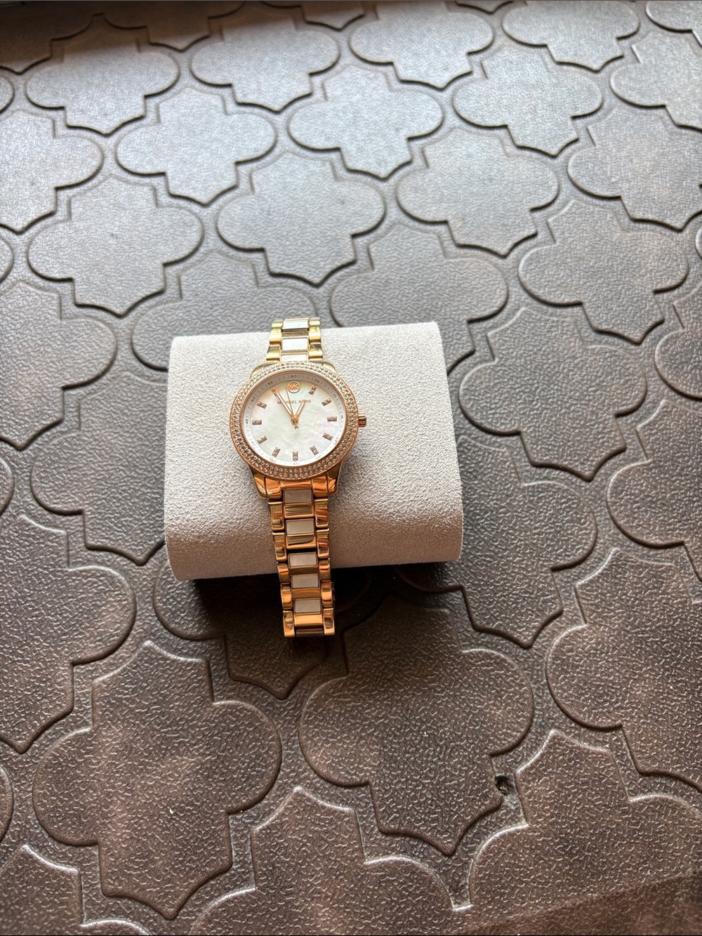 Elegant Women's Gold Tone Crystal Accent Bracelet Watch - White Dial